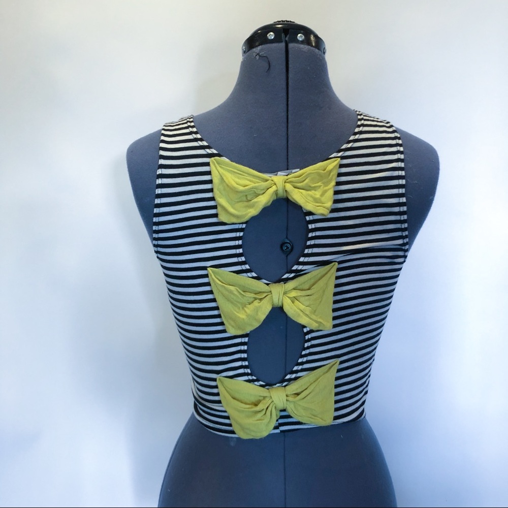 Cute striped crop top with neon bows